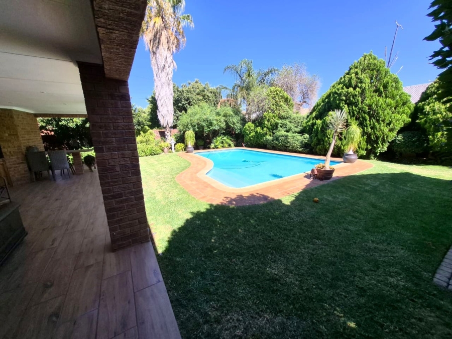 4 Bedroom Property for Sale in Royldene Northern Cape